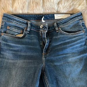 Rag & Bone Cate Mid Rise size 30 medium wash jeans